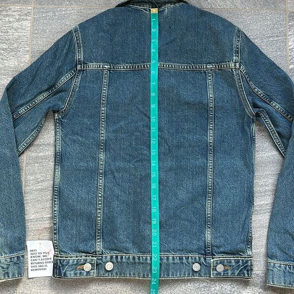 NWT Asos Regular Denim Trucker Jean Jacket Mid Medium Wash Side Pockets X-Small - Picture 15 of 16